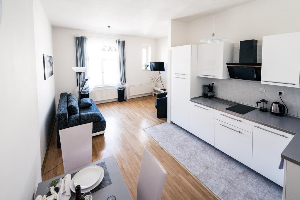 Modern Apartment Riegrovy Sady Praha Rom bilde
